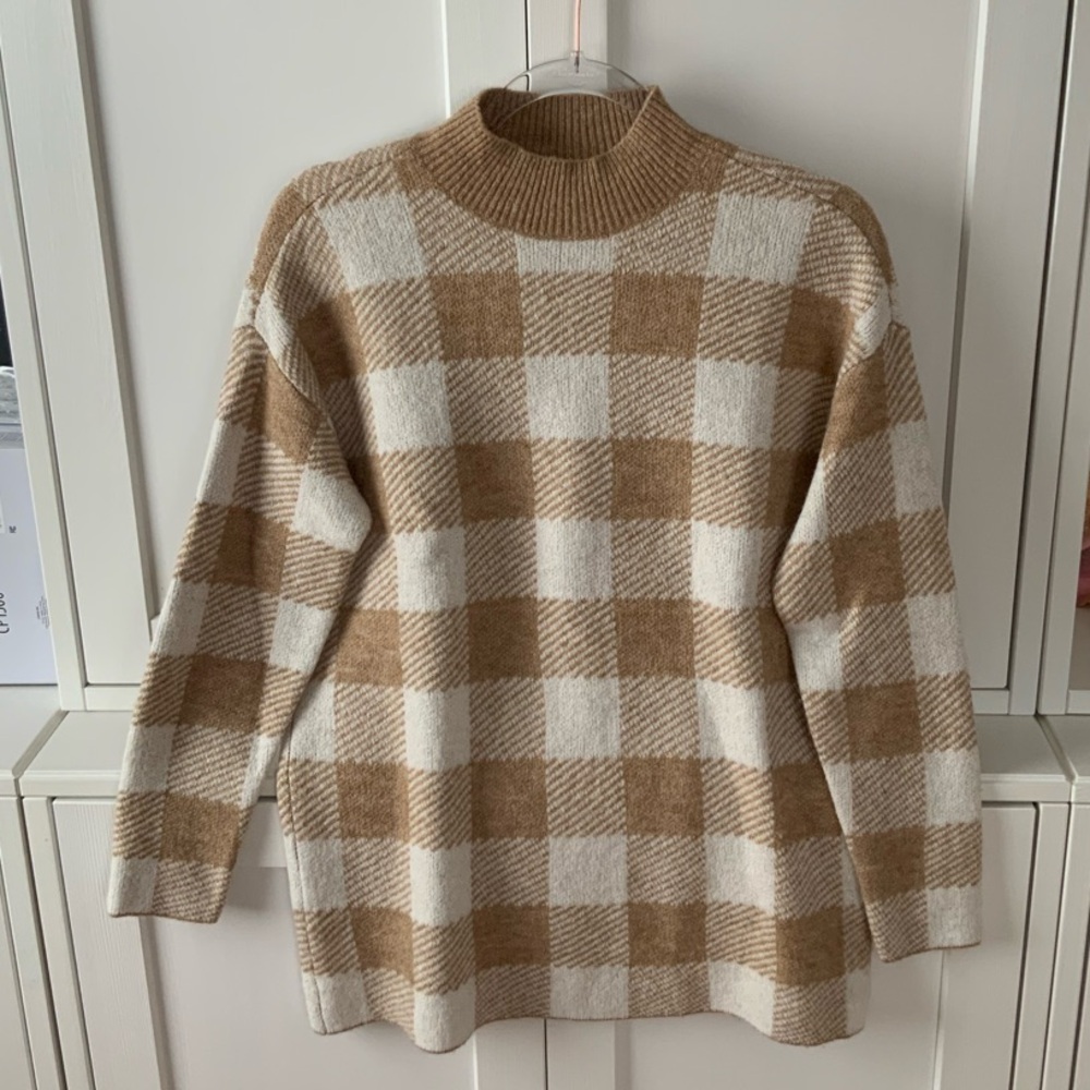 Loft Plaid Knit Sweater - Beige and White